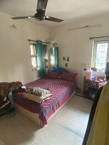 Bedroom in 1 BHK Apartment at Juhu – for Rent