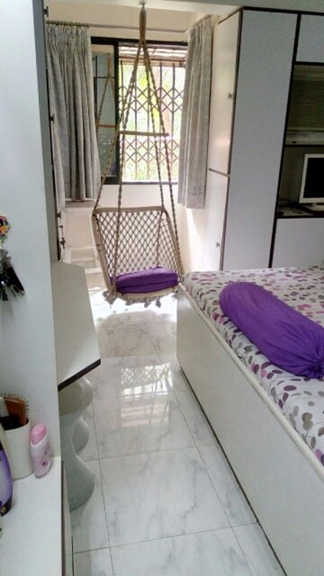 Bedroom in 1.5 BHK Apartment at Juhu – for Rent