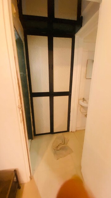 Building Lobby in 1.5 BHK Apartment at Sai Dham Complex Kandivali, Kandivali West – for Rent