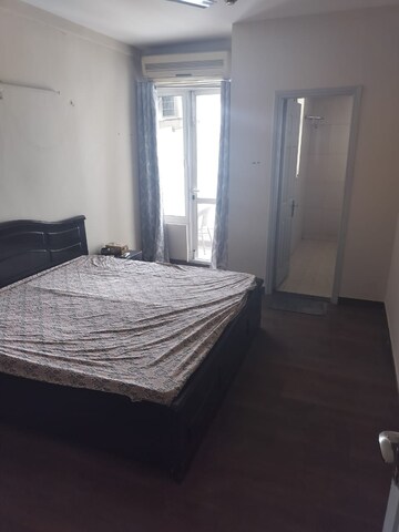 2 BHK Builder Floor For Rent in Arun Vihar Sector 37, Sector 37