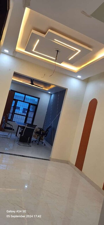 Building Lobby in 2 BHK Independent House at Tiwaripur – for Sale