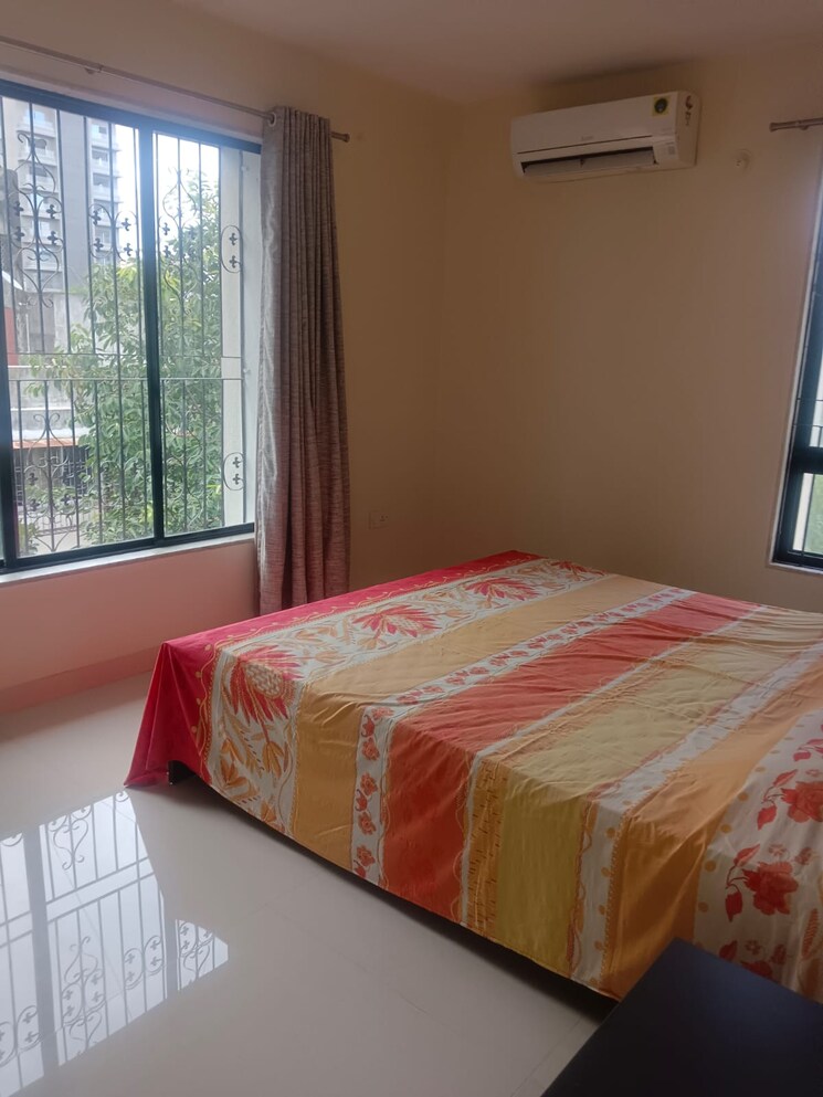 Bedroom, manisha-apartment-law-college-road 2 Bedroom 950 Sq.Ft. Apartment In Law College Road Pune 8846357