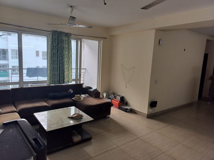 Living Room, dharam-palace-sector-18 2 Bedroom 800 Sq.Ft. Apartment In Sector 18 Noida 8846355