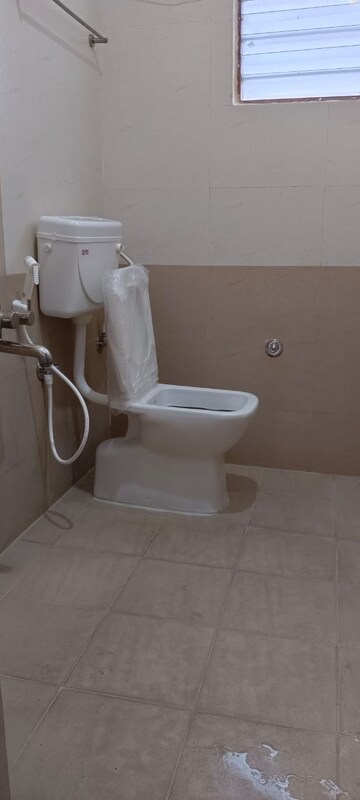 Bathroom in 1 BHK Builder Floor at Ejipura – for Rent