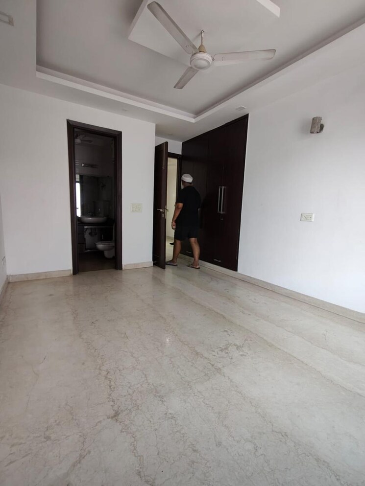 Room, greater kailash part 3 3 Bedroom 1850 Sq.Ft. Builder Floor In Greater Kailash Part 3 Delhi 8846362
