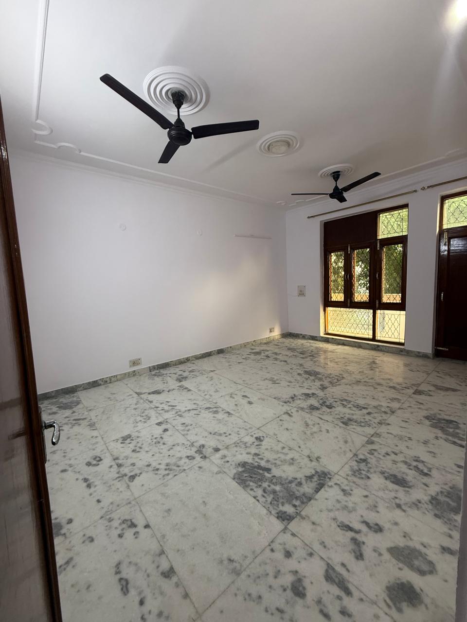 3 BHK Builder Floor For Rent in Kalkaji