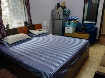 Bedroom in 2 BHK Apartment at Shree Samarth Prabhadevi, Prabhadevi – for Rent