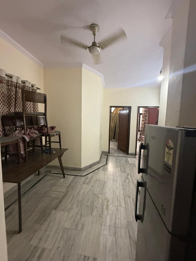 Living Room, chittaranjan park 3 Bedroom 1600 Sq.Ft. Builder Floor In Chittaranjan Park Delhi 8846390