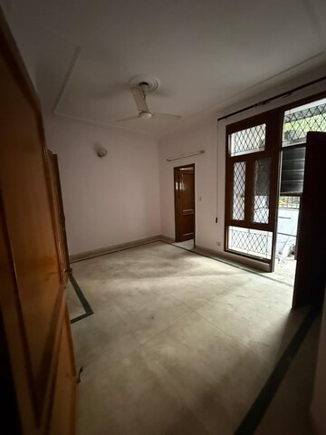 Room in 3 BHK Builder Floor at Kalkaji – for Sale