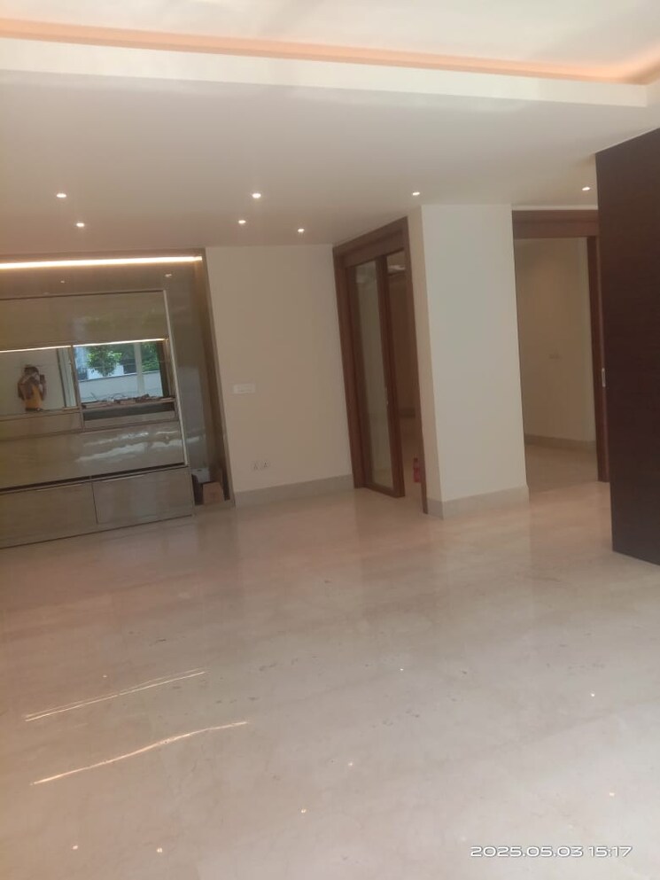 Room, panchsheel park 6+ Bedroom 2800 Sq.Ft. Builder Floor In Panchsheel Park Delhi 8846405