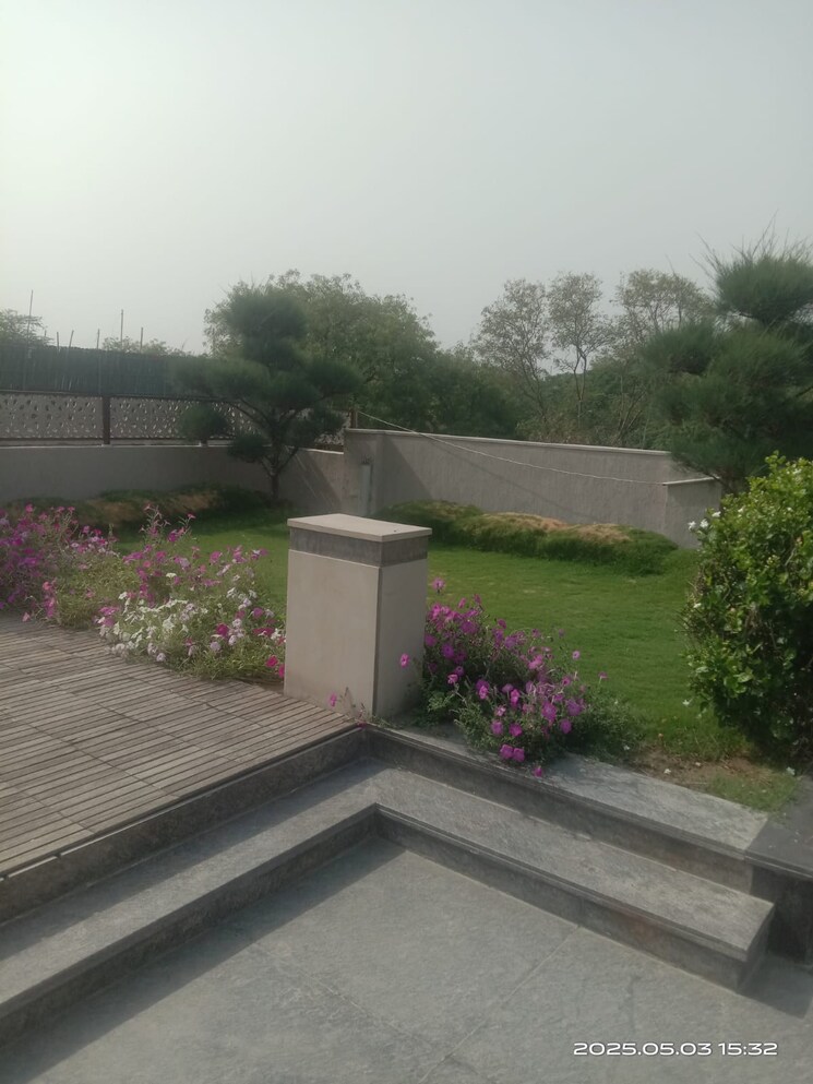 Balcony, panchsheel park 6+ Bedroom 2800 Sq.Ft. Builder Floor In Panchsheel Park Delhi 8846405