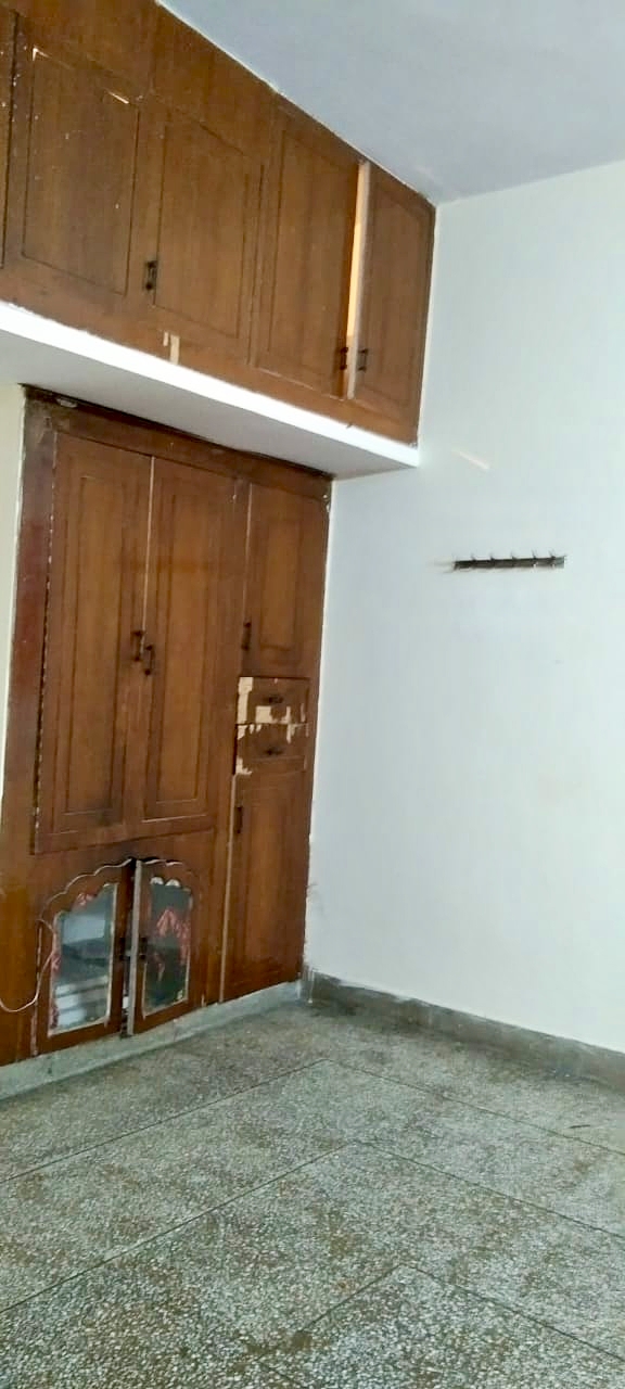 1 BHK + Extra Room Builder Floor For Rent in Mehrauli 