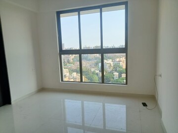 Room in 1 BHK Apartment at Kolte Patil Vaayu, Dahisar West – for Rent