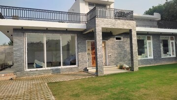 6 BHK Independent House For Rent in Vasant Kunj