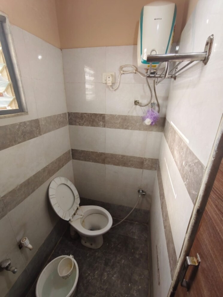 Bathroom, jagatpur 3 Bedroom 1852 Sq.Ft. Apartment In Jagatpur Ahmedabad 8846475