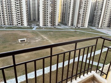 3 BHK Apartment For Rent in Amrapali Golf Homes, Sector 4 Greater Noida