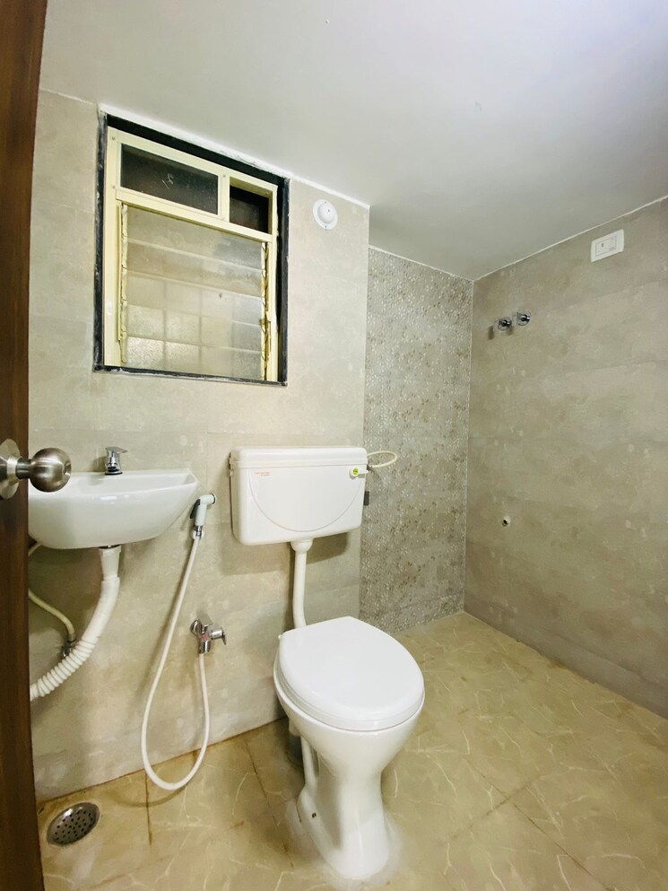 Bathroom, ekdant-heights-badlapur 1 Bedroom 750 Sq.Ft. Apartment In Badlapur East Thane 8846482