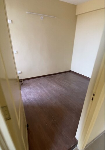 Room in 1 BHK Apartment at Terra Castle, Alwar Bypass Road – for Rent