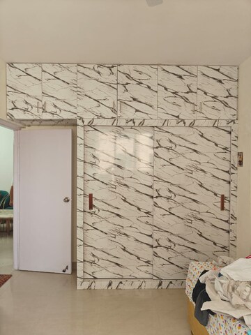 Room in 3 BHK Apartment at Smart World Gems, Sector 89 – for Rent