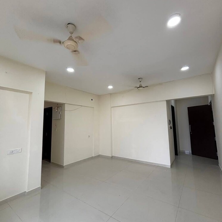 Room, jyoti-sukriti 3 Bedroom 892 Sq.Ft. Apartment In Gokuldham Colony Mumbai 8846511