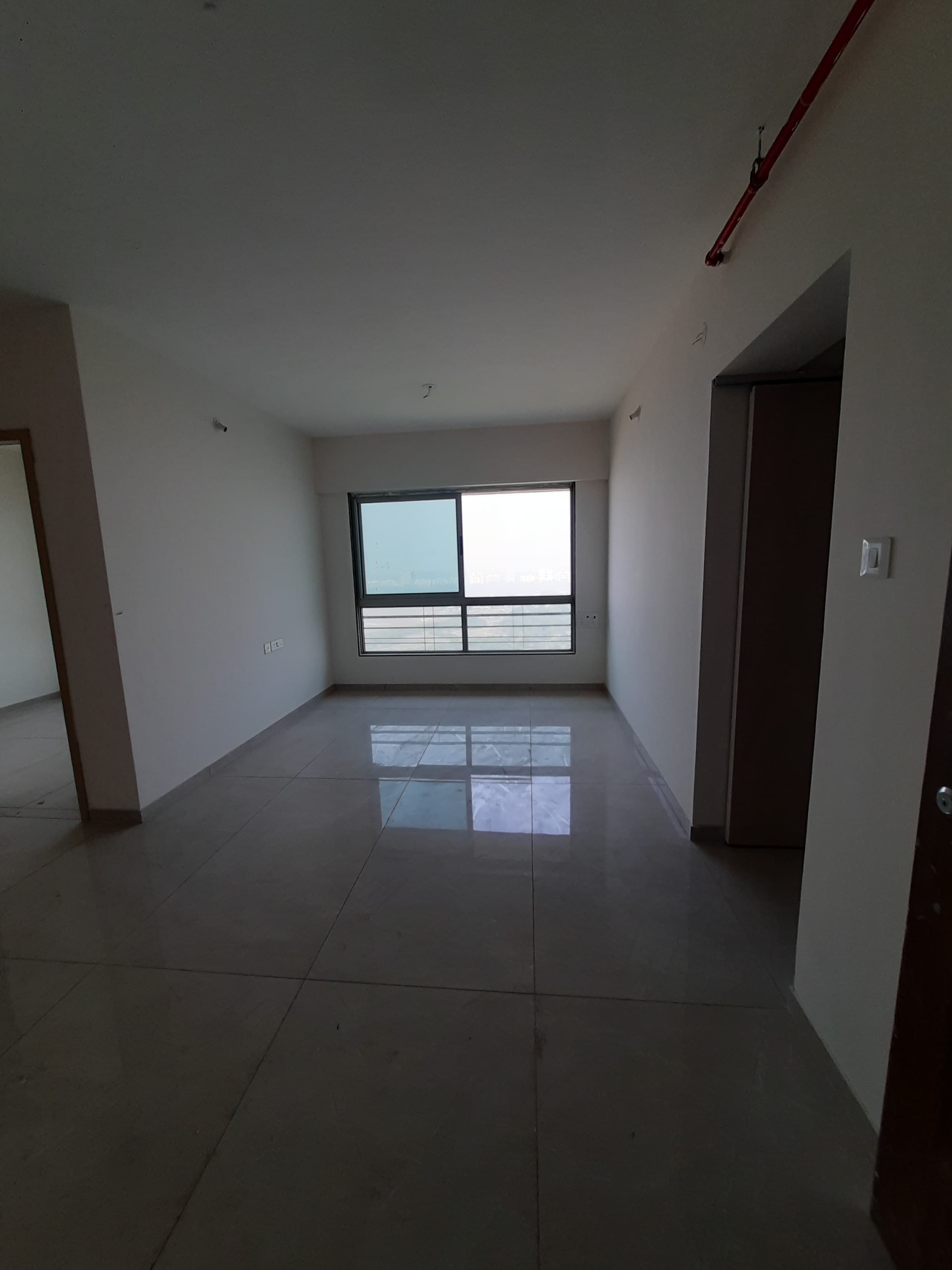 2 BHK Apartment For Sale in Gurukrupa Marina Enclave