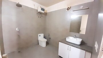 Bathroom in 4 BHK Builder Floor at BPTP Amstoria, Sector 102 – for Rent