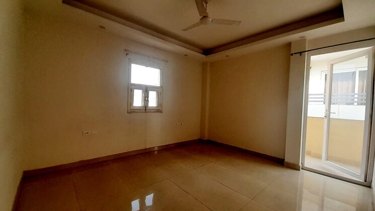 Room, bptp-amstoria 4 Bedroom 3560 Sq.Ft. Builder Floor In Sector 102 Gurgaon 8846550