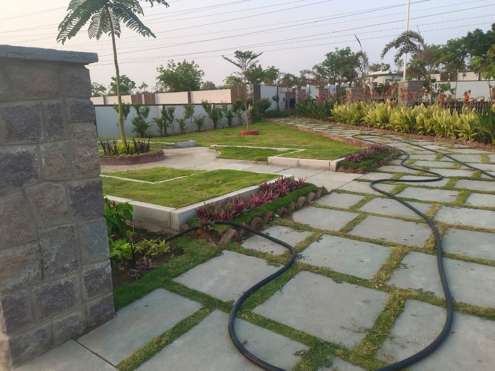 Plot For Sale in Praneeta Singapur Town