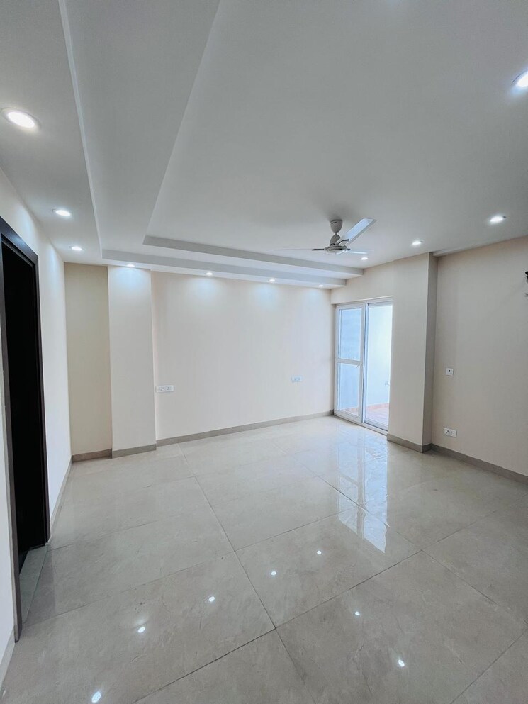 Room, smart-world-gems 3 Bedroom 1423 Sq.Ft. Apartment In Sector 89 Gurgaon 8846559