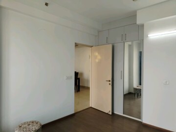 Room in 3 BHK Apartment at Shapoorji Pallonji Joyville Phase 2, Sector 102 – for Rent