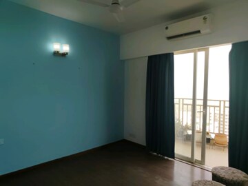 Room in 3 BHK Apartment at Shapoorji Pallonji Joyville Phase 2, Sector 102 – for Rent
