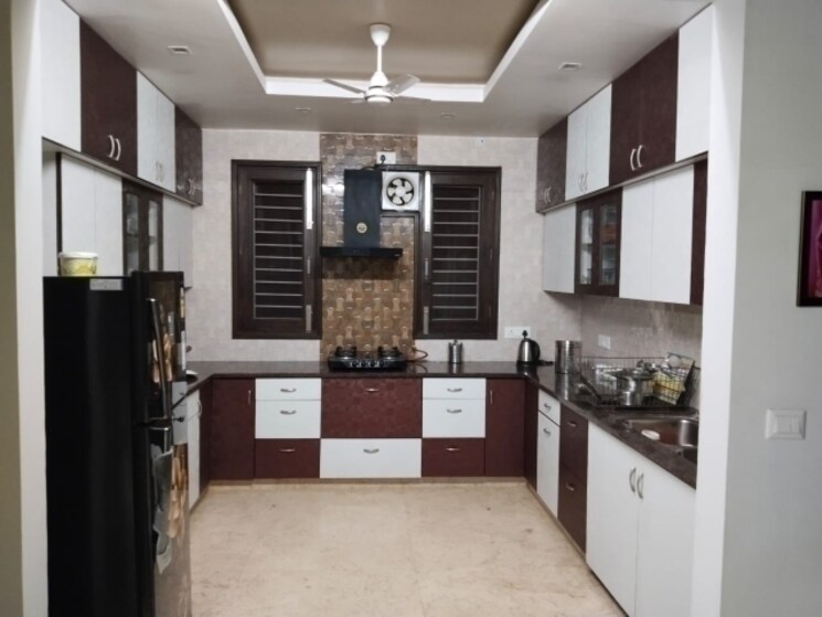 Master Bedroom, palam vihar 3 Bedroom 300 Sq.Yd. Independent House In Palam Vihar Gurgaon 8846576