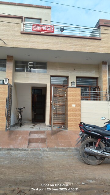 Parking in 2 BHK Villa at Parbhat Road – for Sale