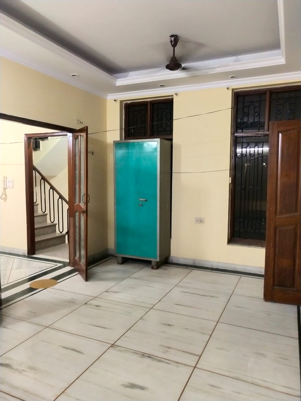 2 BHK + Pooja Room Builder Floor For Rent in RWA Apartments Sector 45