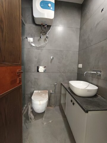 Bathroom in 3 BHK Apartment at Sunder Apartment, Paschim Vihar – for Rent