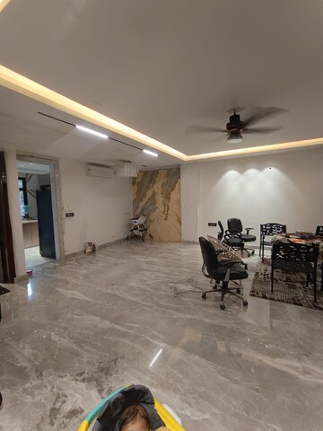Parking in 3 BHK Apartment at Navbharat Apartments, Paschim Vihar – for Rent