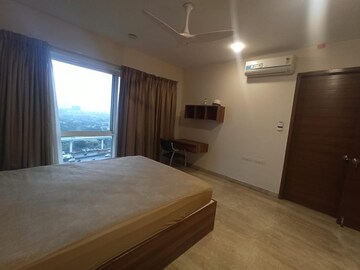 Room in 3.5 BHK Apartment at Marvel Cascada, Balewadi – for Rent