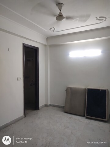 Furnished Amenities in 3 BHK Builder Floor at Mehrauli – for Sale