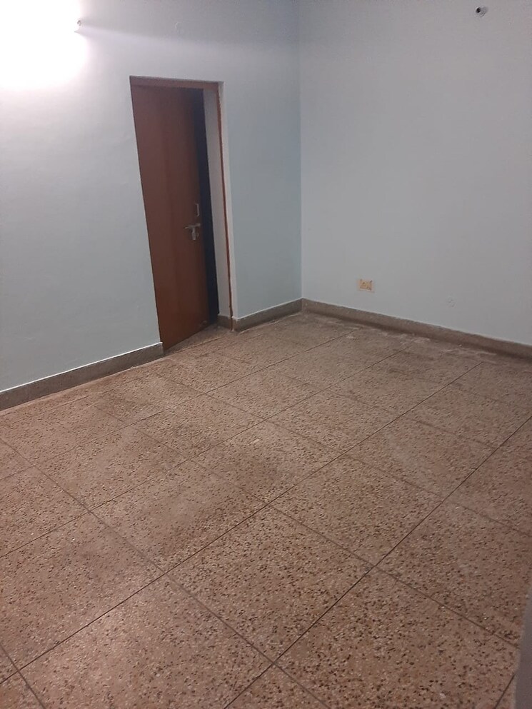 Room, avadh vihar yojna 3 Bedroom 1955 Sq.Ft. Apartment In Avadh Vihar Yojna Lucknow 8846658