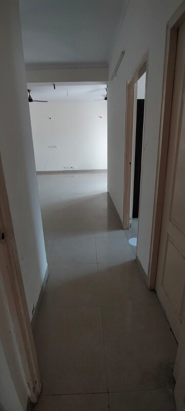  2.5 BHK Apartment at Rohtas Plumeria, Gomti Nagar – for Rent