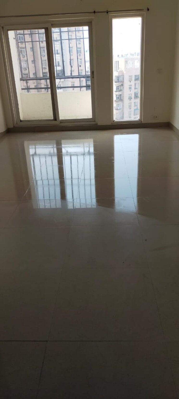 Room, rohtas-plumeria 2.5 Bedroom 1250 Sq.Ft. Apartment In Gomti Nagar Lucknow 8846667