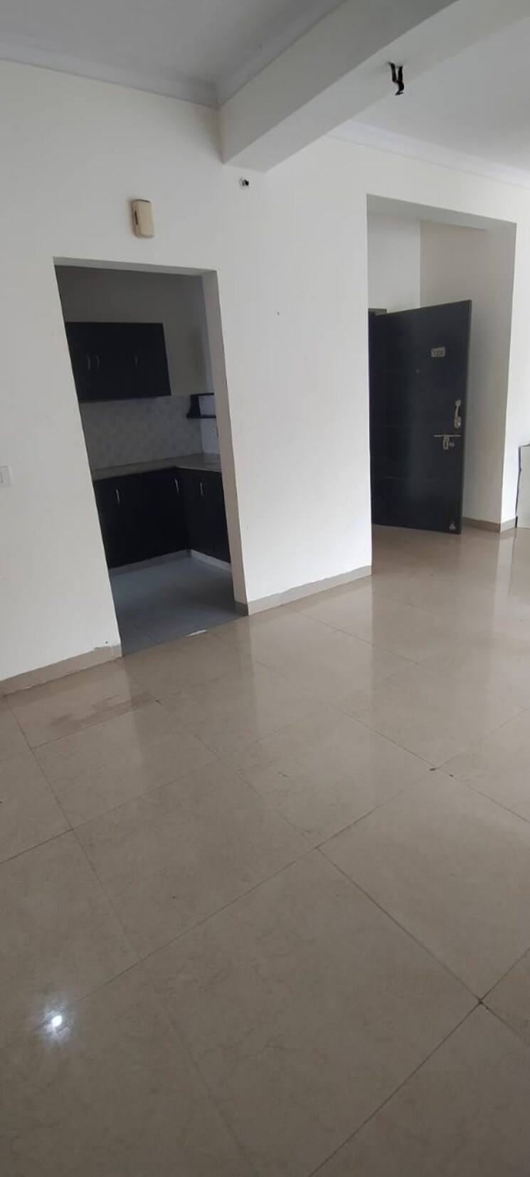 Room, rohtas-plumeria 2.5 Bedroom 1250 Sq.Ft. Apartment In Gomti Nagar Lucknow 8846667