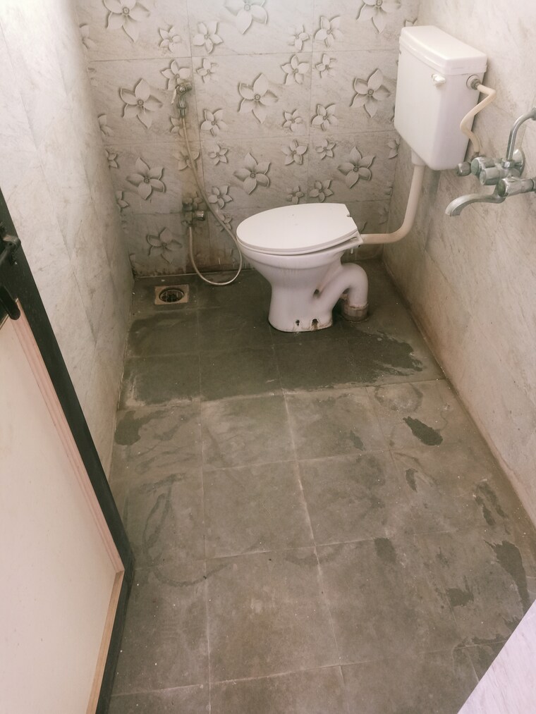 Bathroom, kate-moze-hollyhock-city 2 Bedroom 707 Sq.Ft. Apartment In Lohgaon Pune 8846686