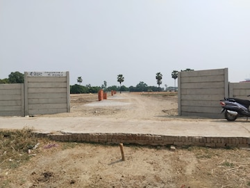  Plot For Sale in Kanpur Road