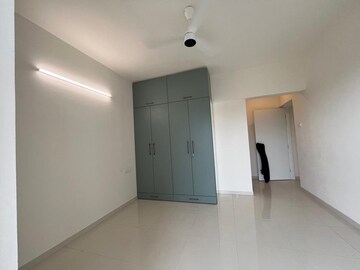 Room in 2 BHK Apartment at Godrej Nurture Pune, Mamurdi – for Rent