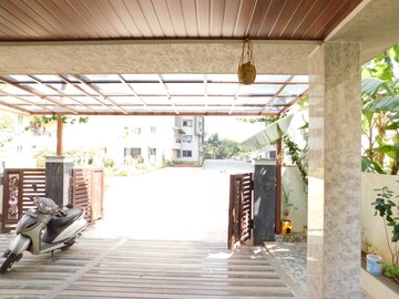 Staircase in 5 BHK Villa at Poulomi Indus Crest, Tellapur – for Sale