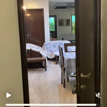 Team Area in 2 BHK Independent House at RWA Apartments, Nithari Village – for Rent