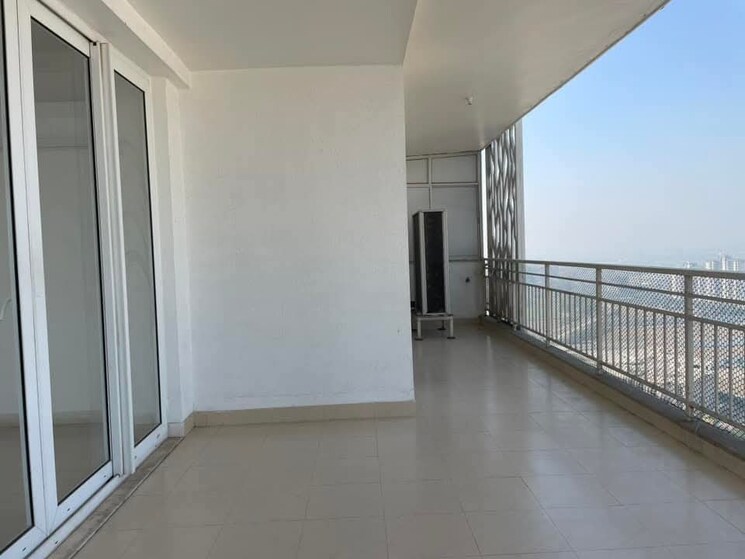 Room, puri-emerald-bay 2 Bedroom 1700 Sq.Ft. Apartment In Sector 104 Gurgaon 8846901