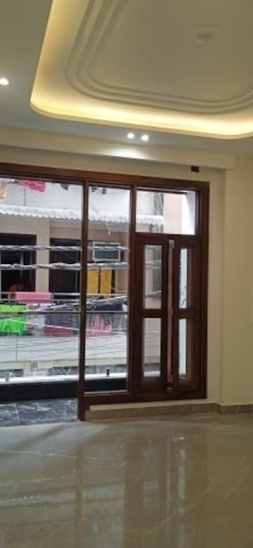 Room in 3 BHK Builder Floor at Palam – for Sale