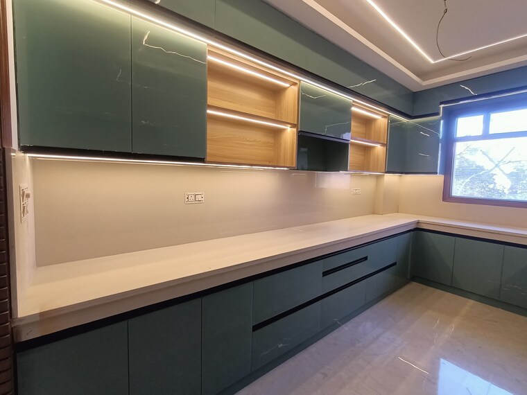 Kitchen, palam vihar 3 Bedroom 2200 Sq.Ft. Builder Floor In Palam Vihar Gurgaon 8846954